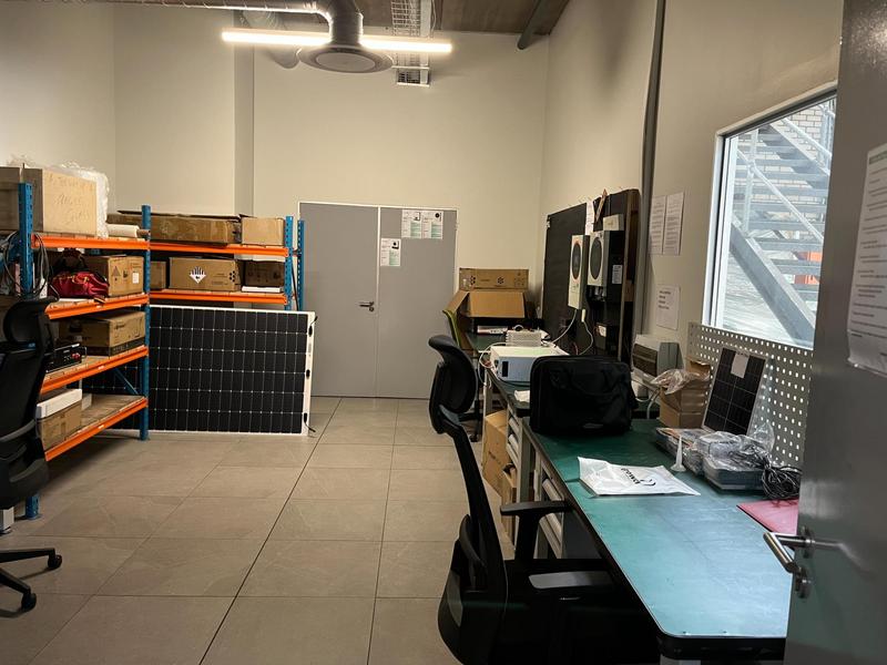 To Let Commercial Property for Rent in Montague Gardens Western Cape